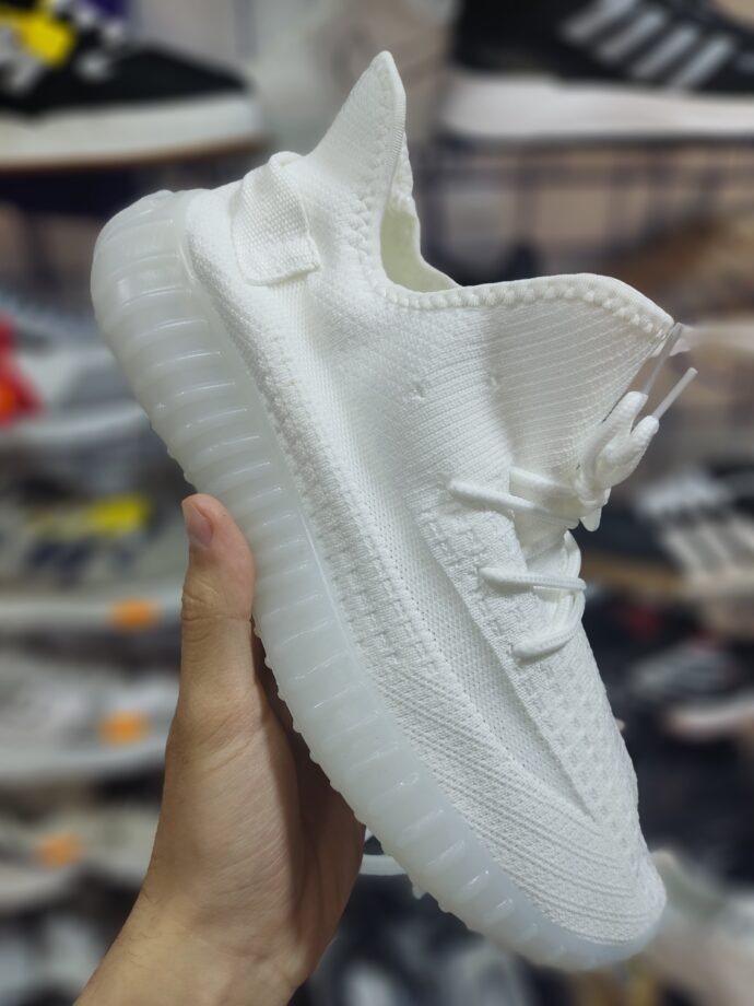 ⁦YEEZY حذاء رياضي⁩ - الصورة ⁦2⁩